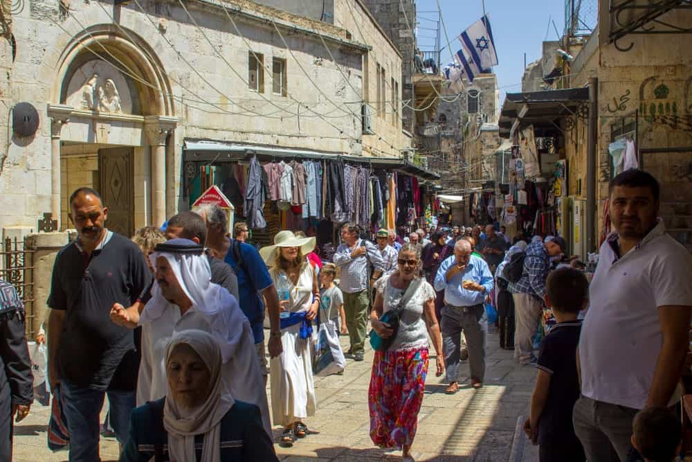 מה מקור שיא התיירות