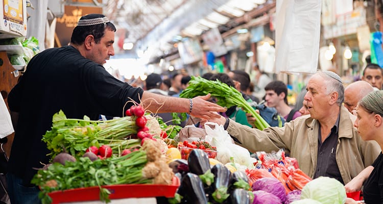 הטרנד החדש: קונים ירקות ישירות מהחקלאי