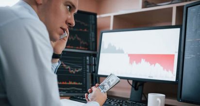 בית השקעות או לבד?