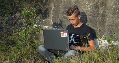 האם אתם בעד עבודות נוער?